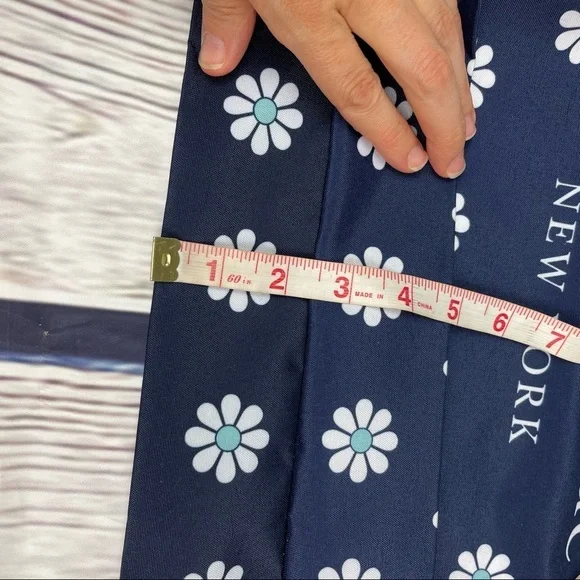 KATE SPADE Navy Daisy Large Cotton Canvas Bag - Picture 7 of 11